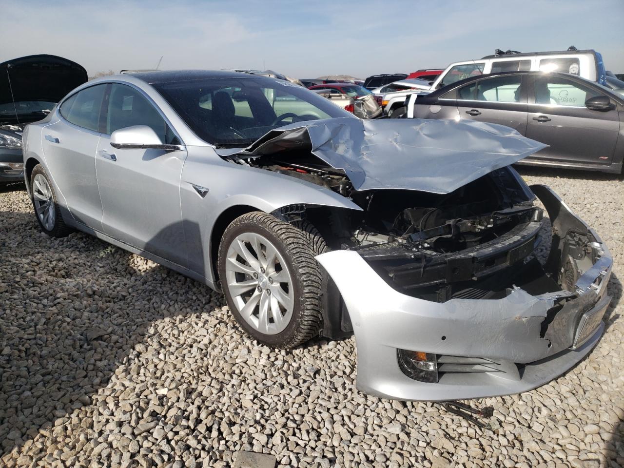 TESLA MODEL S 2017 with VIN 5YJSA1E12HF202669 - Photo from auction