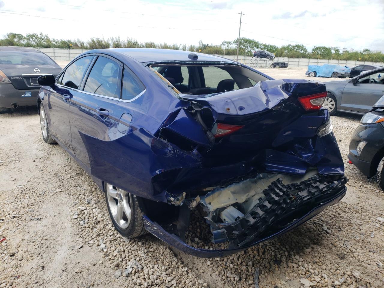 Photo 3 from auction – 2015 FORD FUSION SE with VIN 3FA6P0H70FR301096