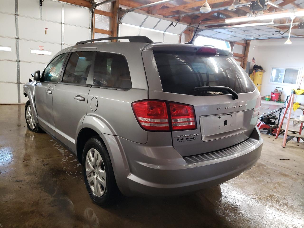Photo 3 from auction – 2018 DODGE JOURNEY SE with VIN 3C4PDCAB5JT421446