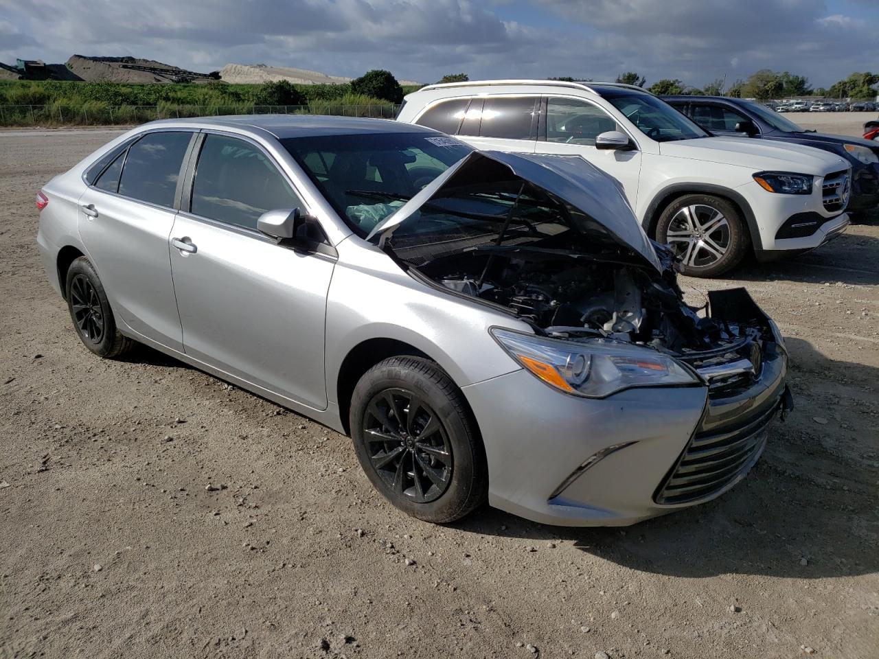 Photo 1 from auction – 2016 TOYOTA CAMRY LE with VIN 4T1BF1FKXGU529928