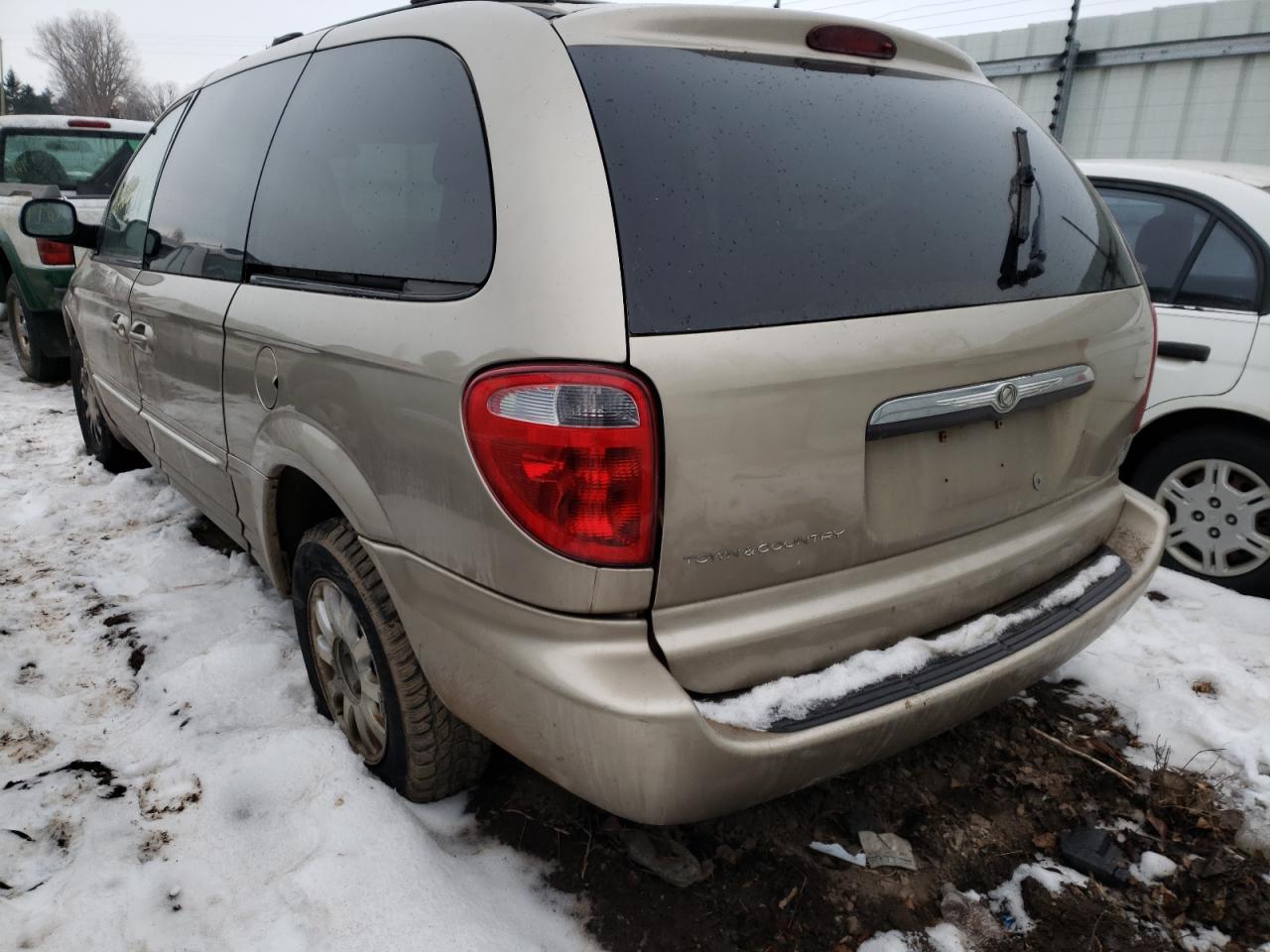 Photo 3 from auction – 2003 CHRYSLER TOWN AND C with VIN 2C8GP54L73R354974