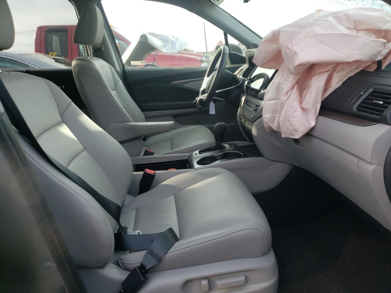 Photo 5 from auction – 2020 HONDA PILOT EXL with VIN 5FNYF6H49LB016988