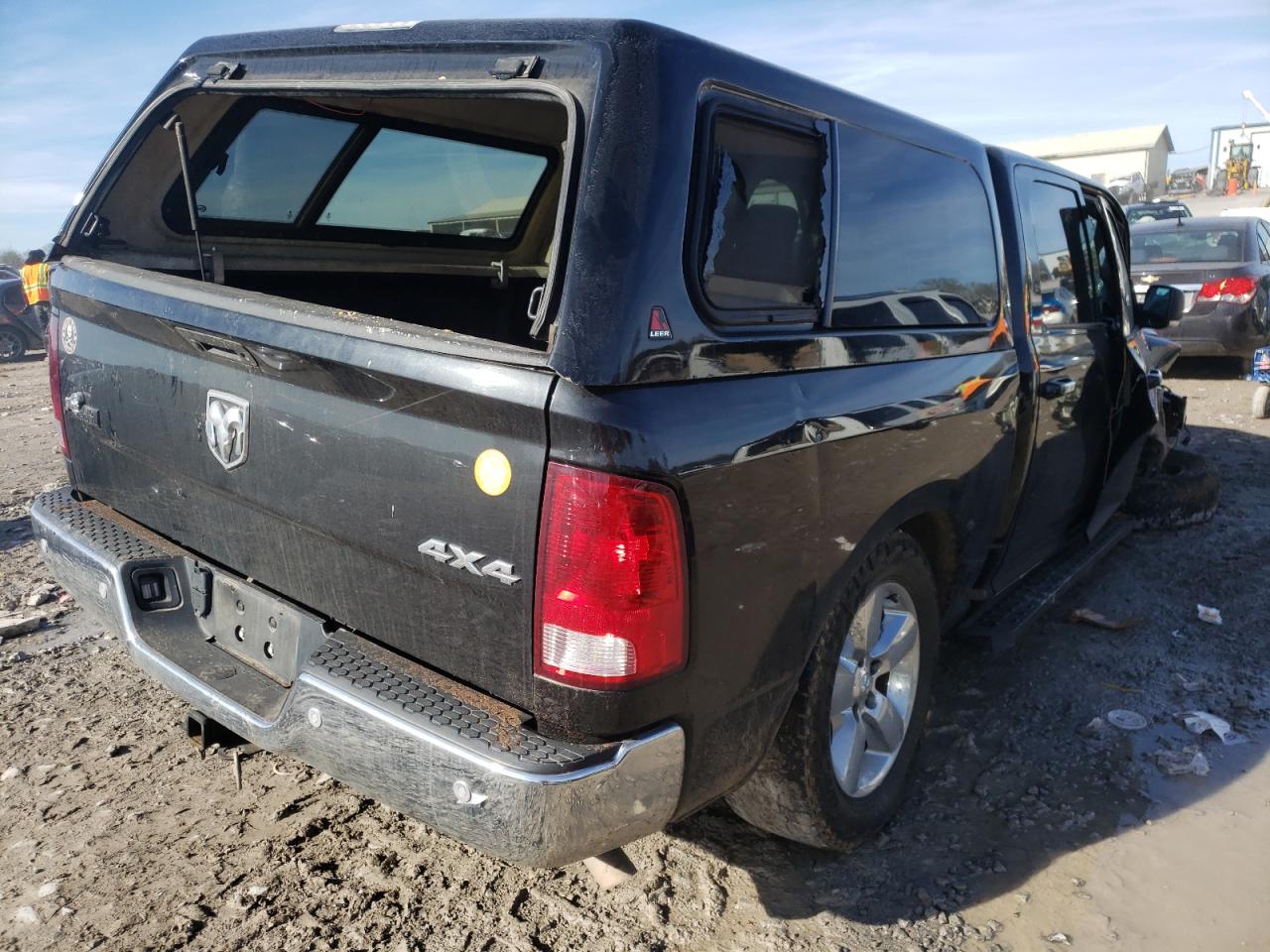 Photo 4 from auction – 2018 RAM 1500 SLT with VIN 3C6RR7LG6JG197291