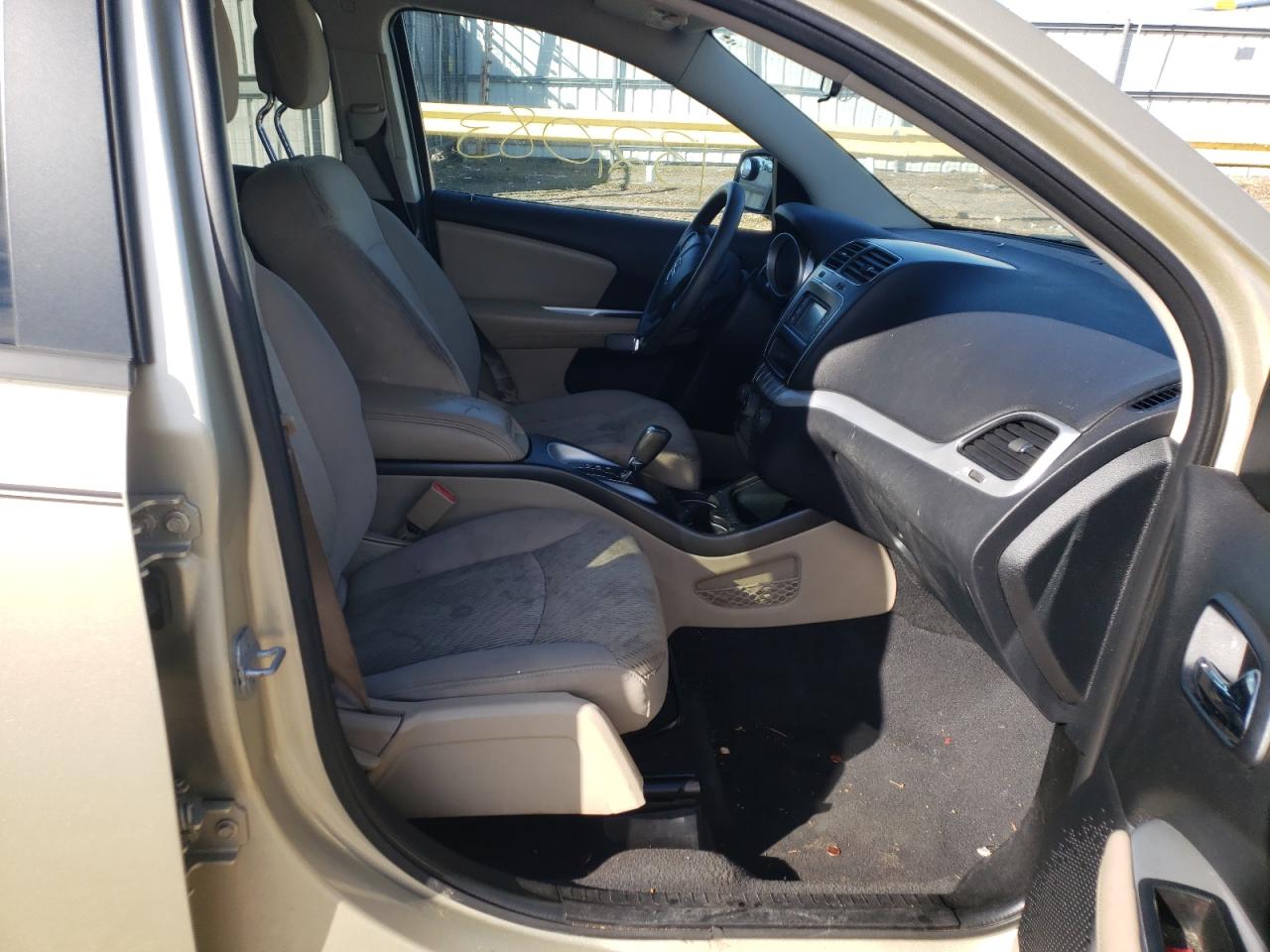 Photo 5 from auction – 2011 DODGE JOURNEY EX with VIN 3D4PG4FBXBT517552