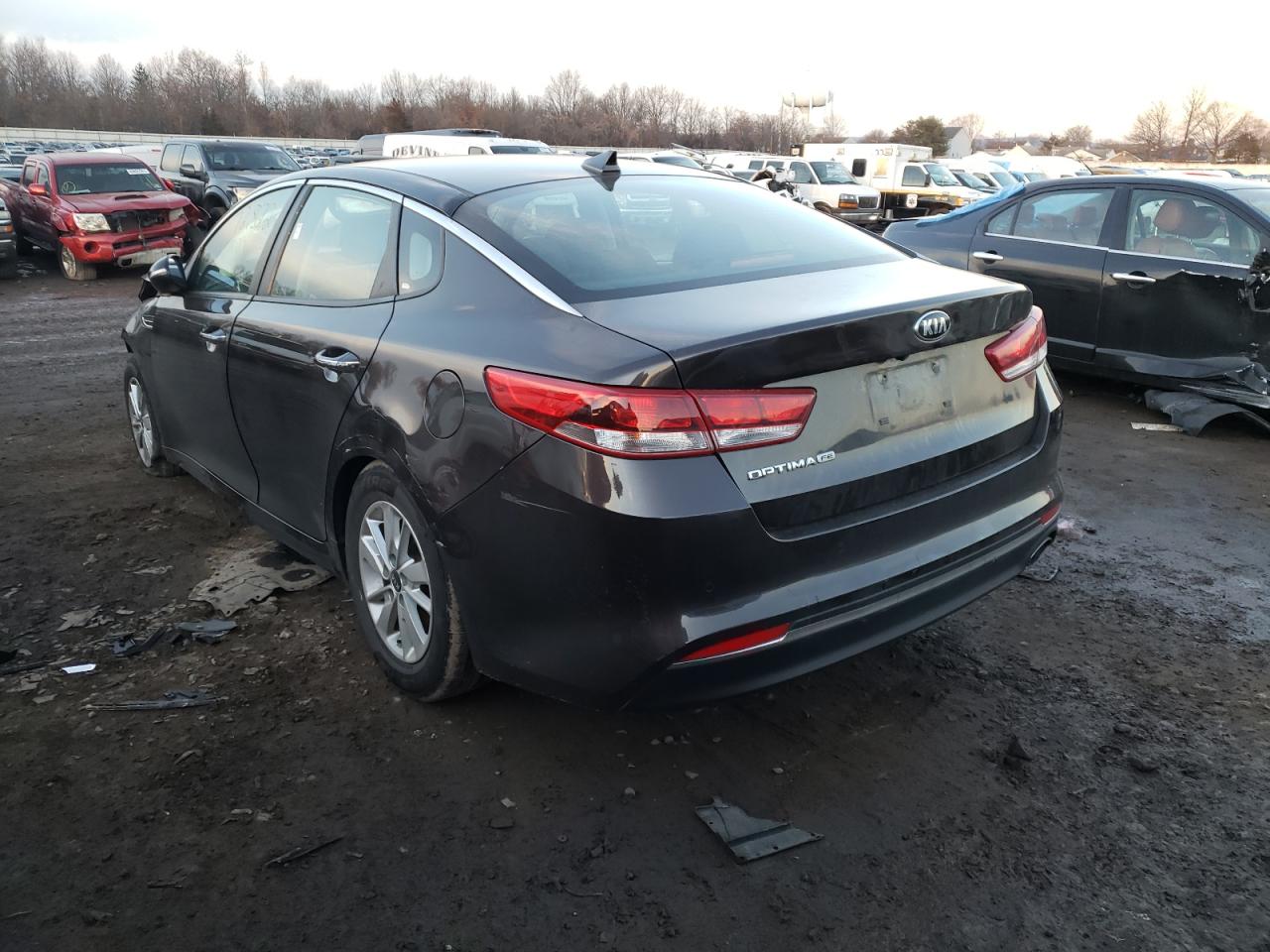 Photo 3 from auction – 2018 KIA OPTIMA LX with VIN KNAGT4L33J5234668