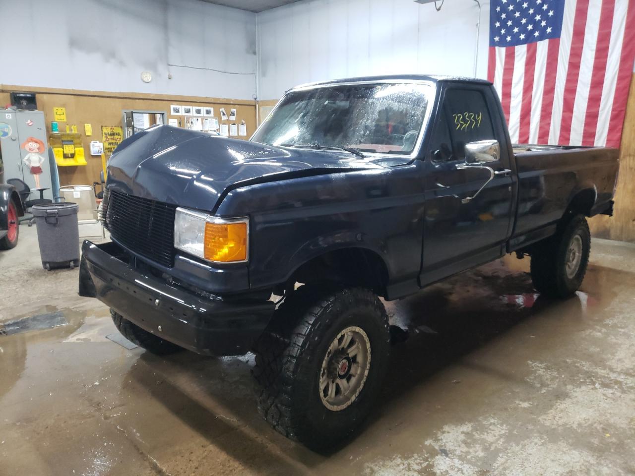 Photo 2 from auction – 1988 FORD F250 with VIN 2FTEF26N8JCA92097