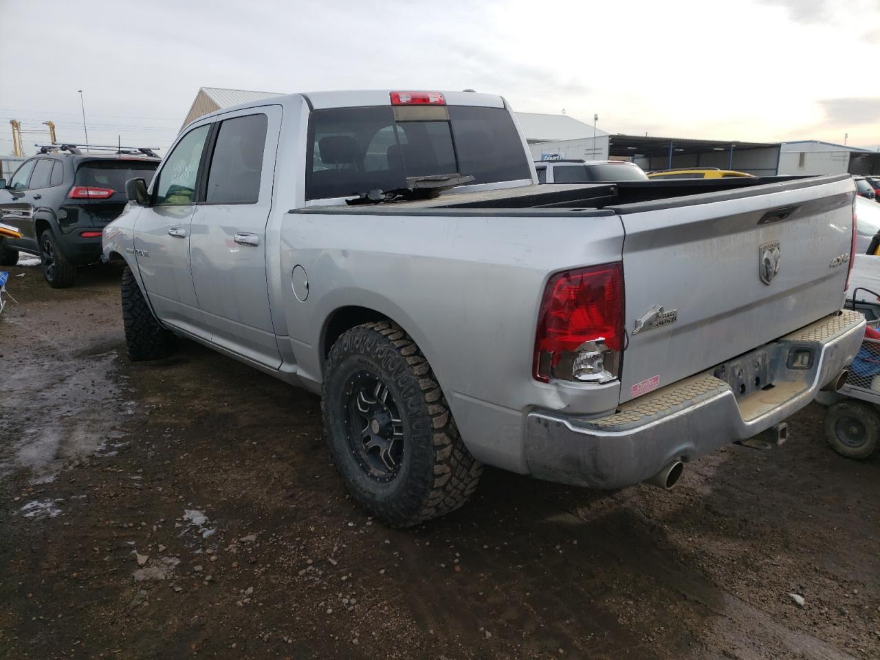 صورة رقم 3 من المزاد - 2010 DODGE RAM 1500 مع VIN 1D7RV1CTXAS142890