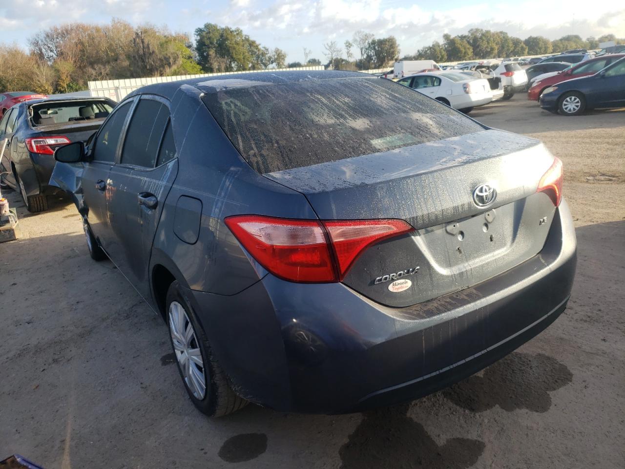 Photo 3 from auction – 2018 TOYOTA COROLLA L with VIN 2T1BURHEXJC042006