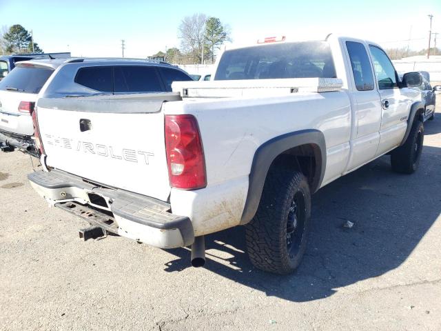 Photo 4 from auction – 2005 CHEVROLET SILVERADO with VIN 1GCHC29UX5E313479
