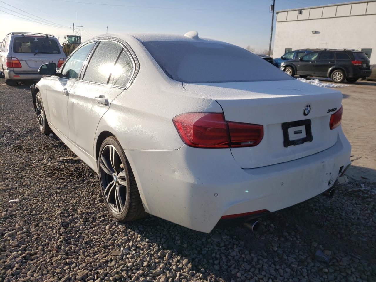 Photo 3 from auction – 2017 BMW 340 XI with VIN WBA8B7G52HNU37131