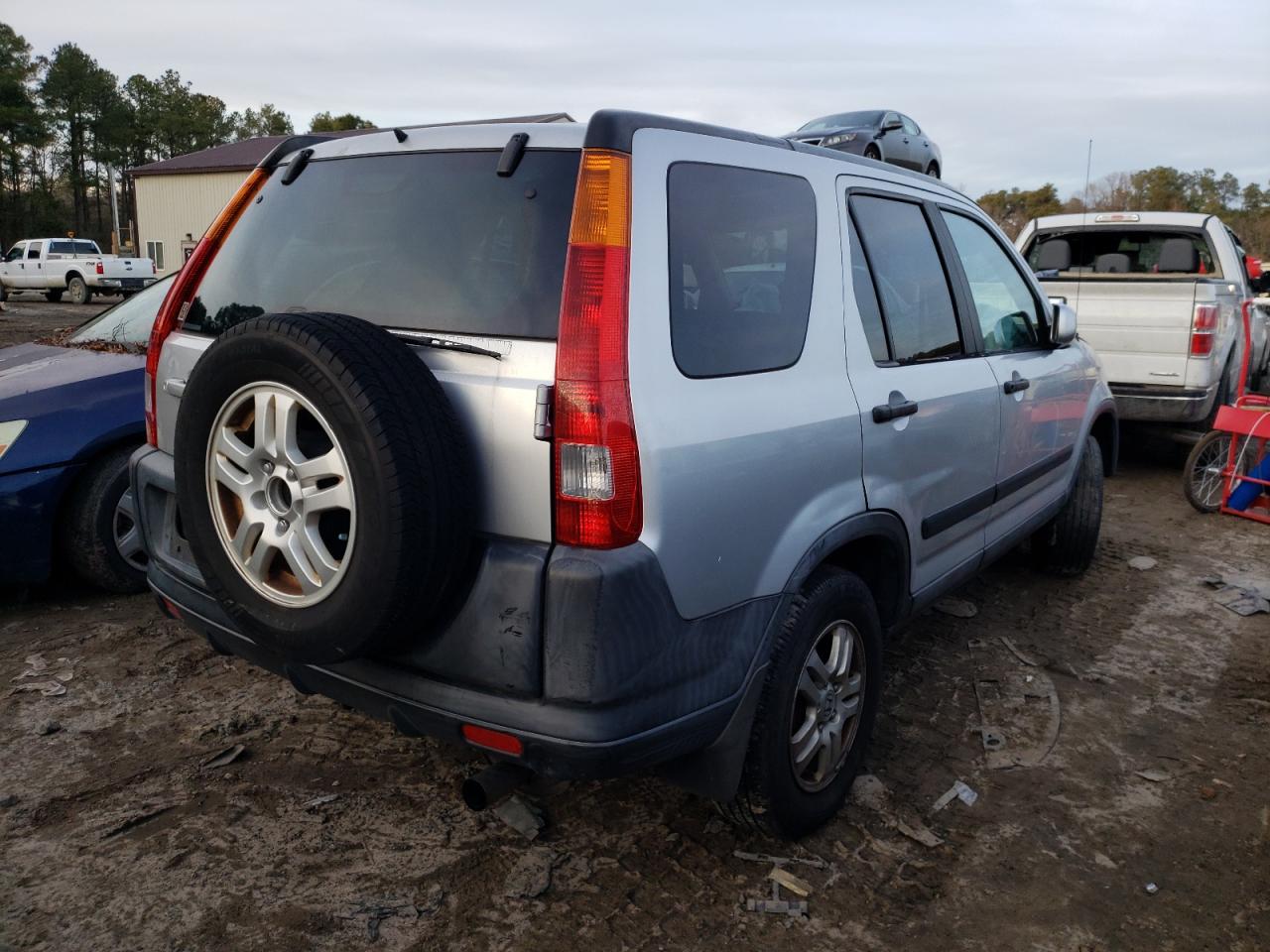 Photo 4 from auction – 2003 HONDA CRV with VIN SHSRD78843U100552