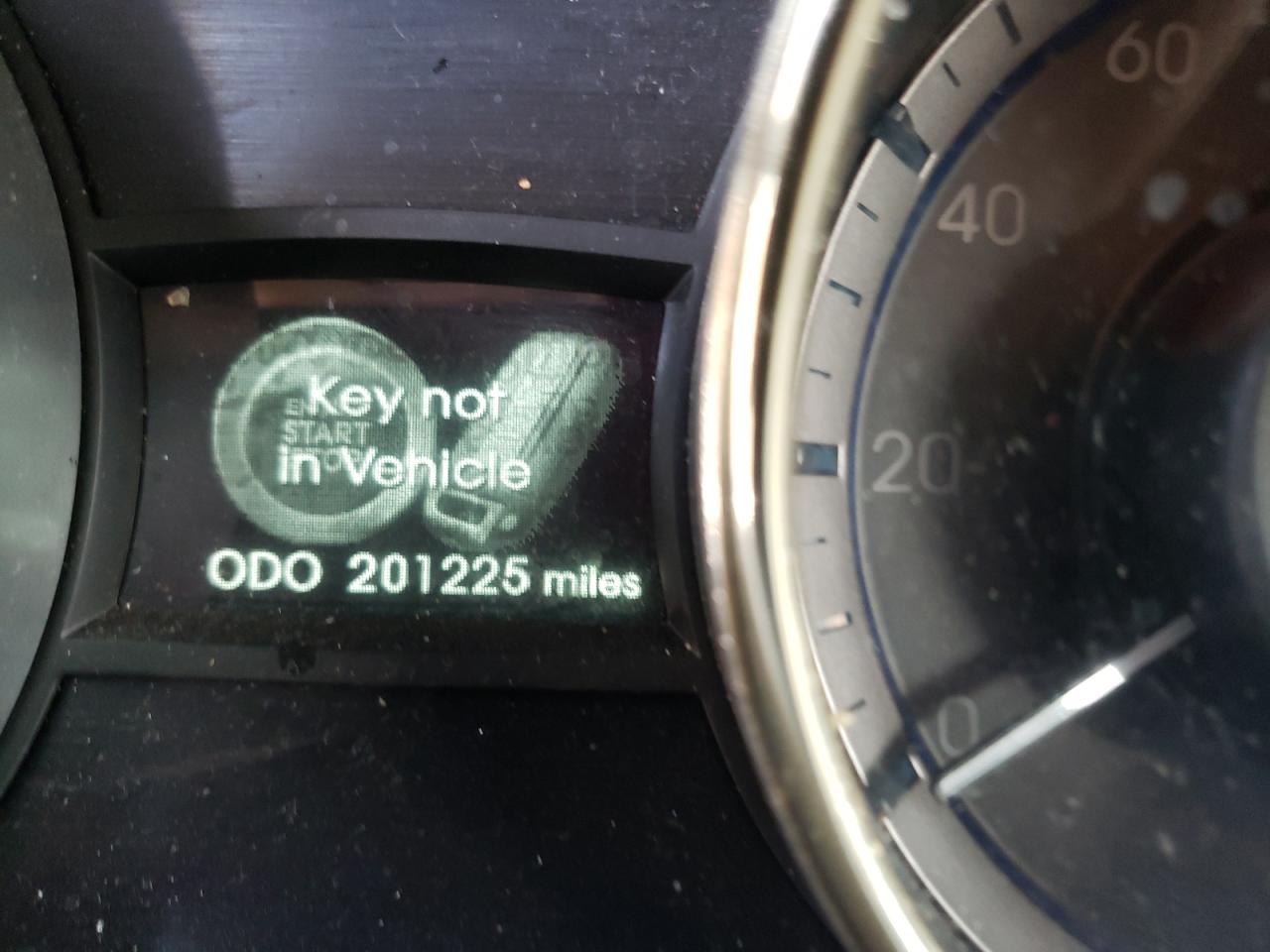 Photo 8 from auction – 2011 HYUNDAI SONATA SE with VIN 5NPEC4AB2BH307602