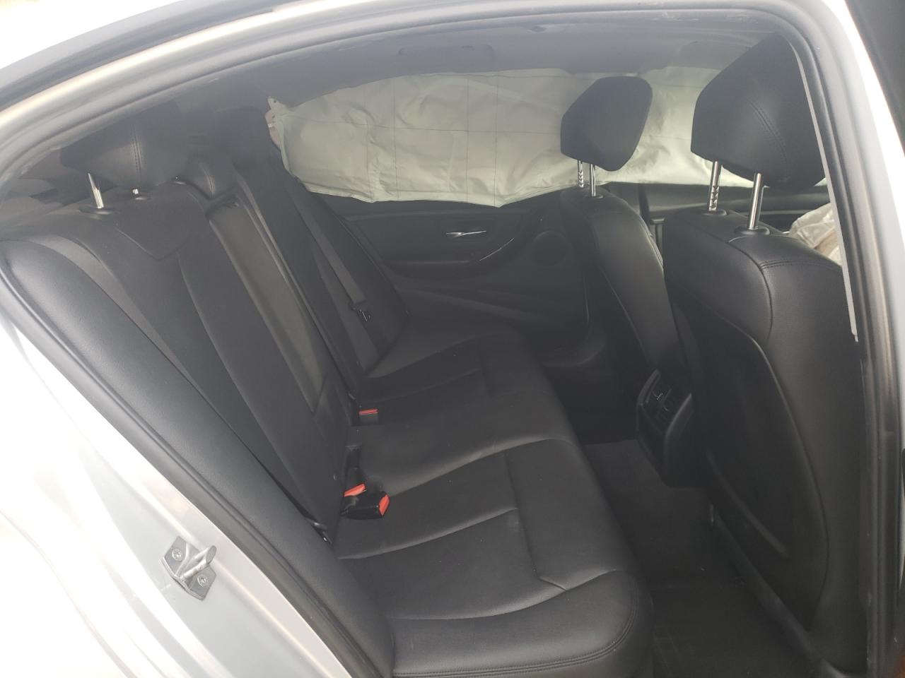 Photo 6 from auction – 2015 BMW 320 I XDRI with VIN WBA3C3G58FNS73946