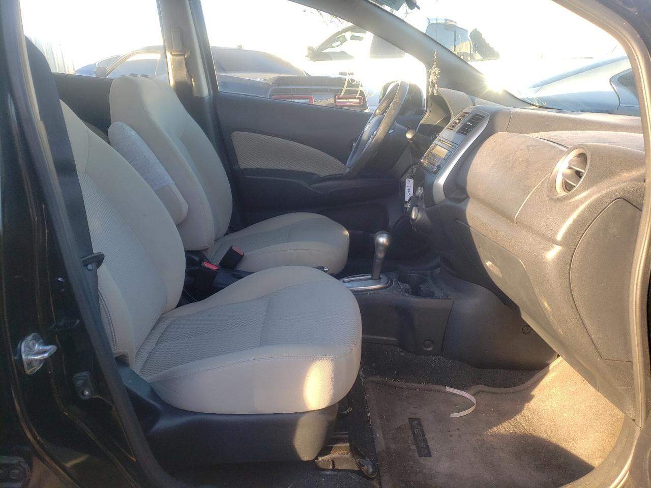 Photo 5 from auction – 2014 NISSAN VERSA NOTE with VIN 3N1CE2CP0EL361793