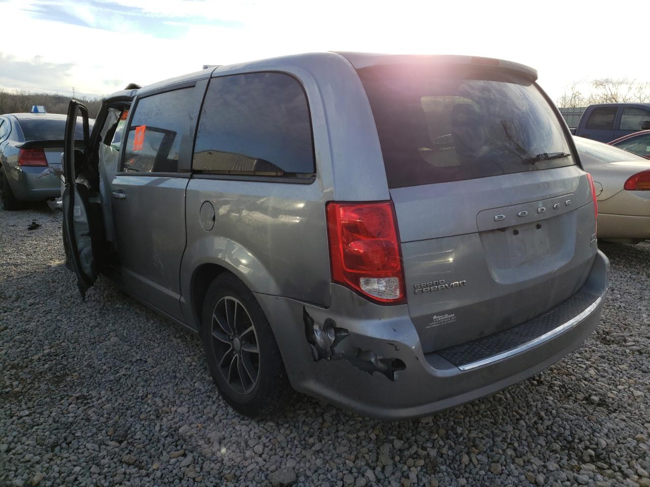 Photo 3 from auction – 2019 DODGE GRAND CARA with VIN 2C4RDGEG1KR646070