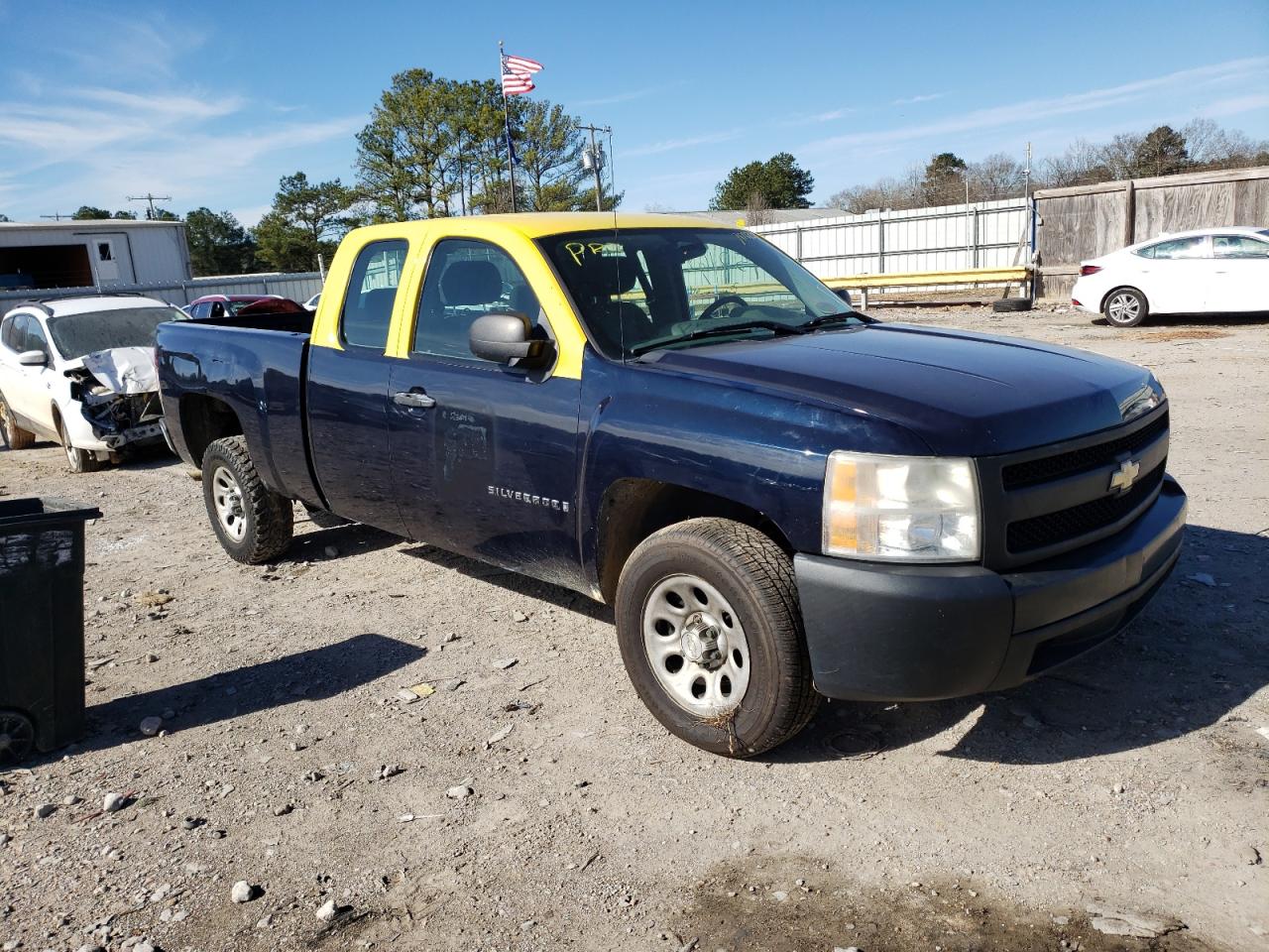 CHEVROLET SILVERADO 2007 with VIN 1GCEC19C77Z572009 - Photo from auction
