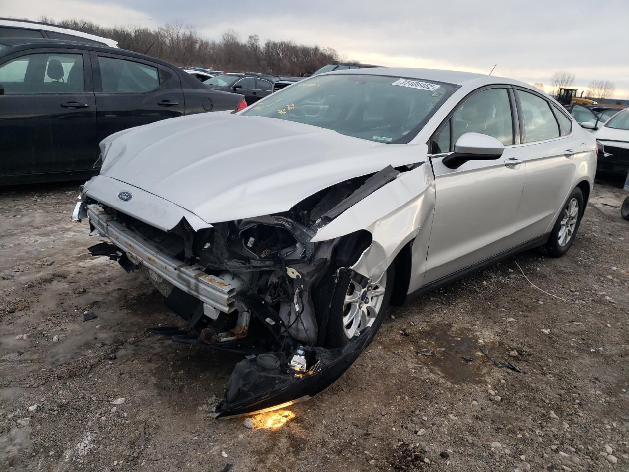 Photo 2 from auction – 2015 FORD FUSION S with VIN 1FA6P0G79F5119174