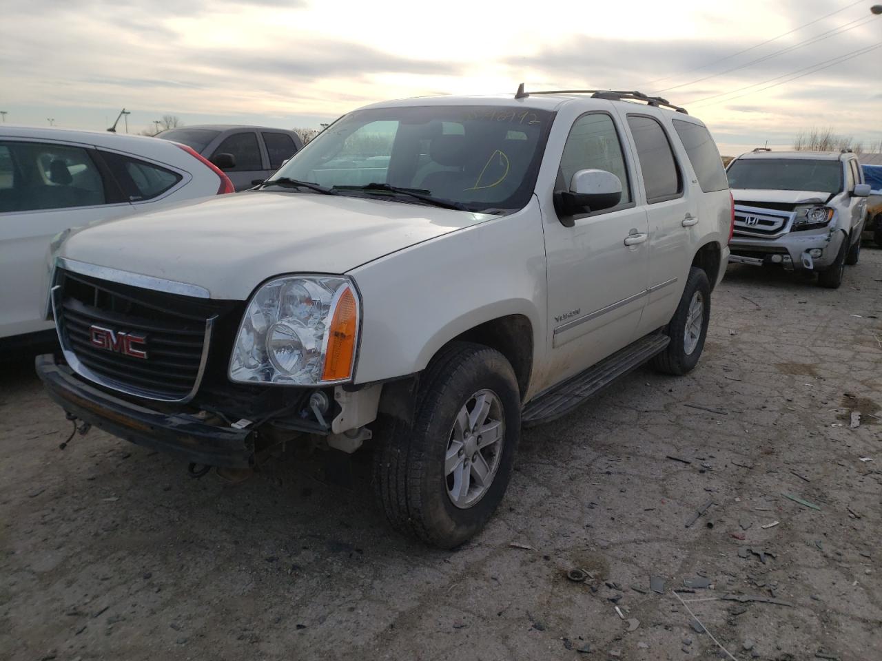 Photo 2 from auction – 2012 GMC YUKON SLT with VIN 1GKS2CE01CR150362