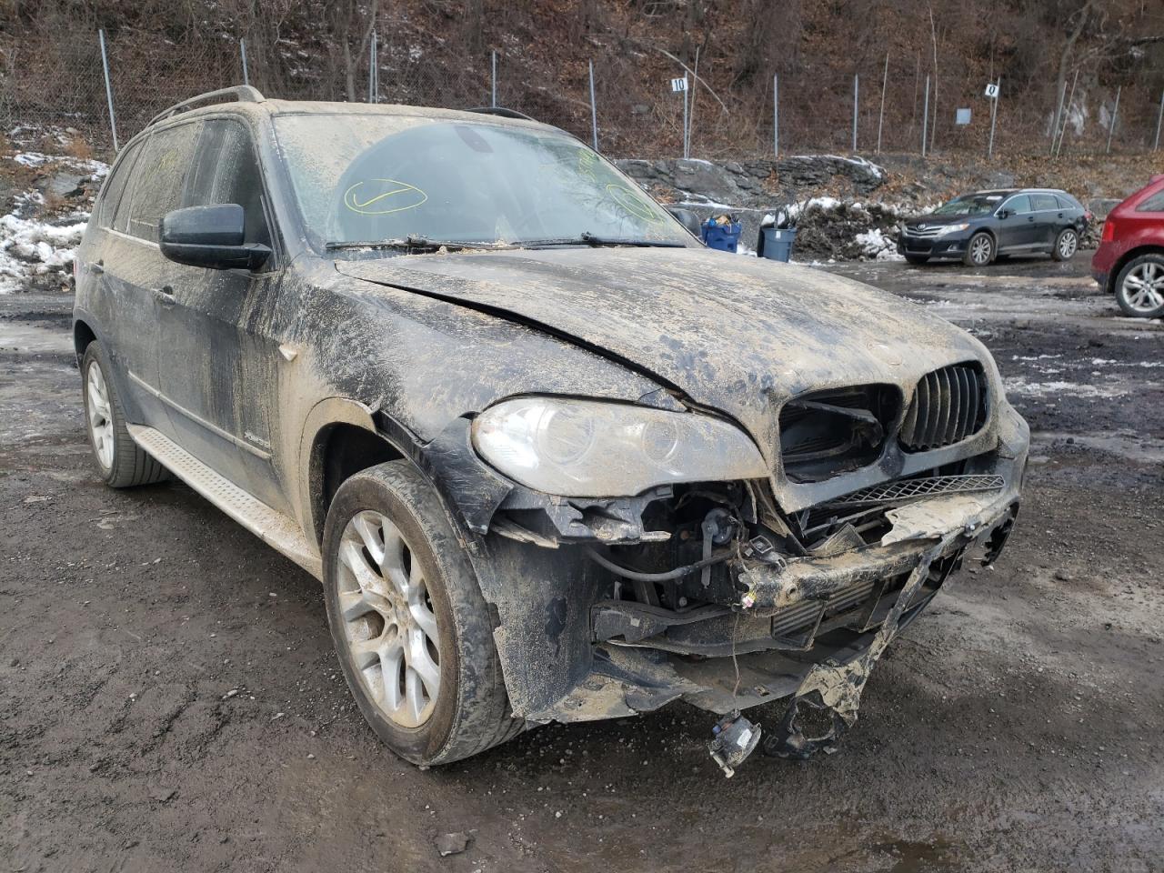 BMW X5 XDRIVE3 2012 with VIN 5UXZV4C57CL743666 - Photo from auction