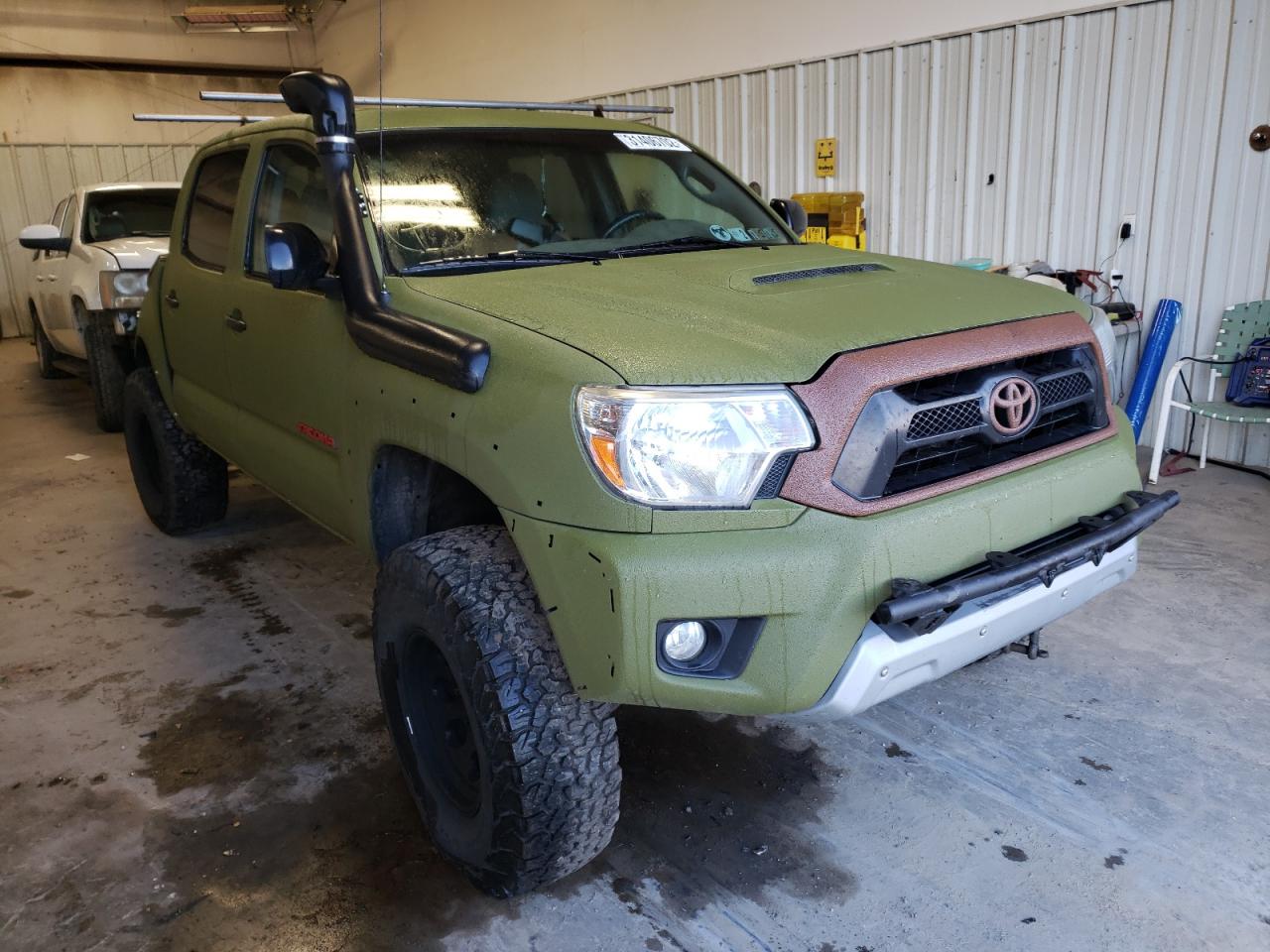 Photo 1 from auction – 2011 TOYOTA TACOMA DOU with VIN 5TFLU4ENXBX001311