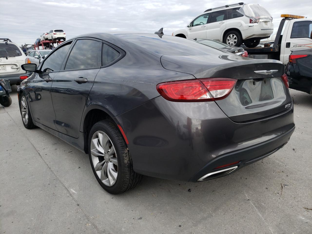 Photo 3 from auction – 2015 CHRYSLER 200 S with VIN 1C3CCCBG0FN522353