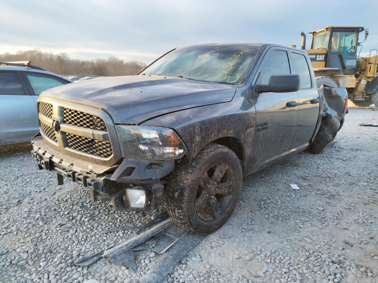 Photo 2 from auction – 2017 RAM 1500 ST with VIN 1C6RR6FT1HS836344