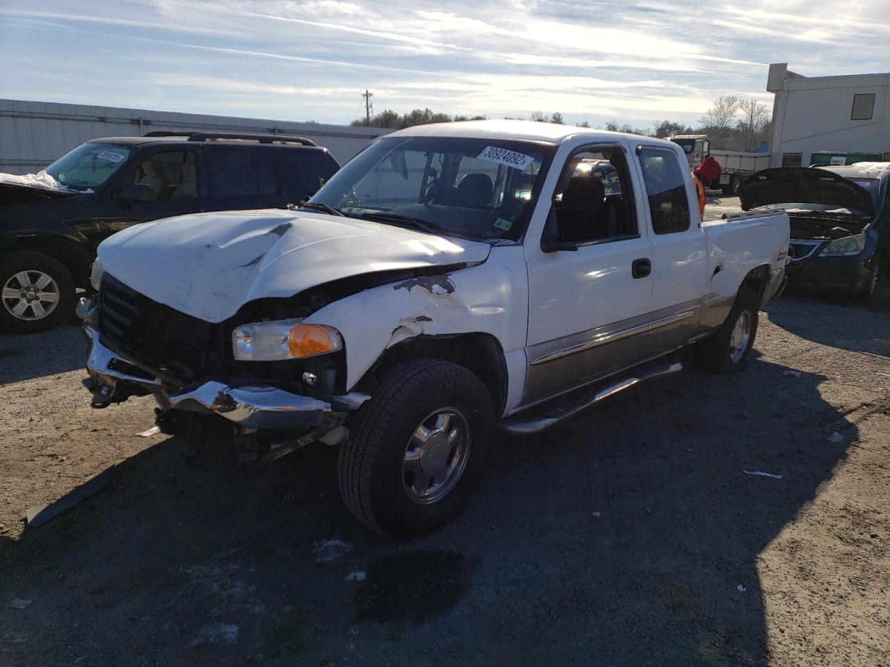 Photo 2 from auction – 2003 GMC NEW SIERRA with VIN 2GTEK19T731274758