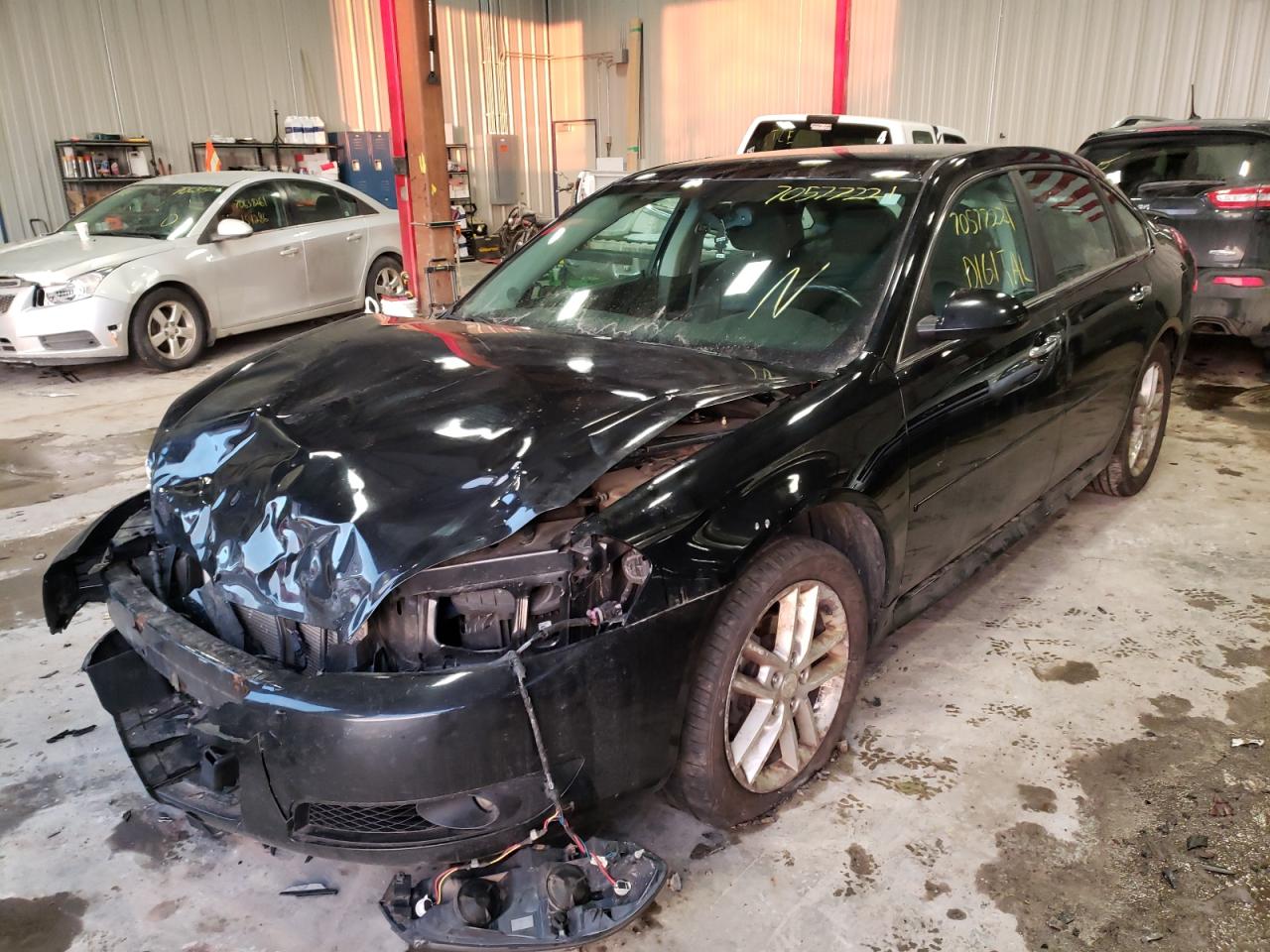 Photo 2 from auction – 2012 CHEVROLET IMPALA LTZ with VIN 2G1WC5E32C1335084