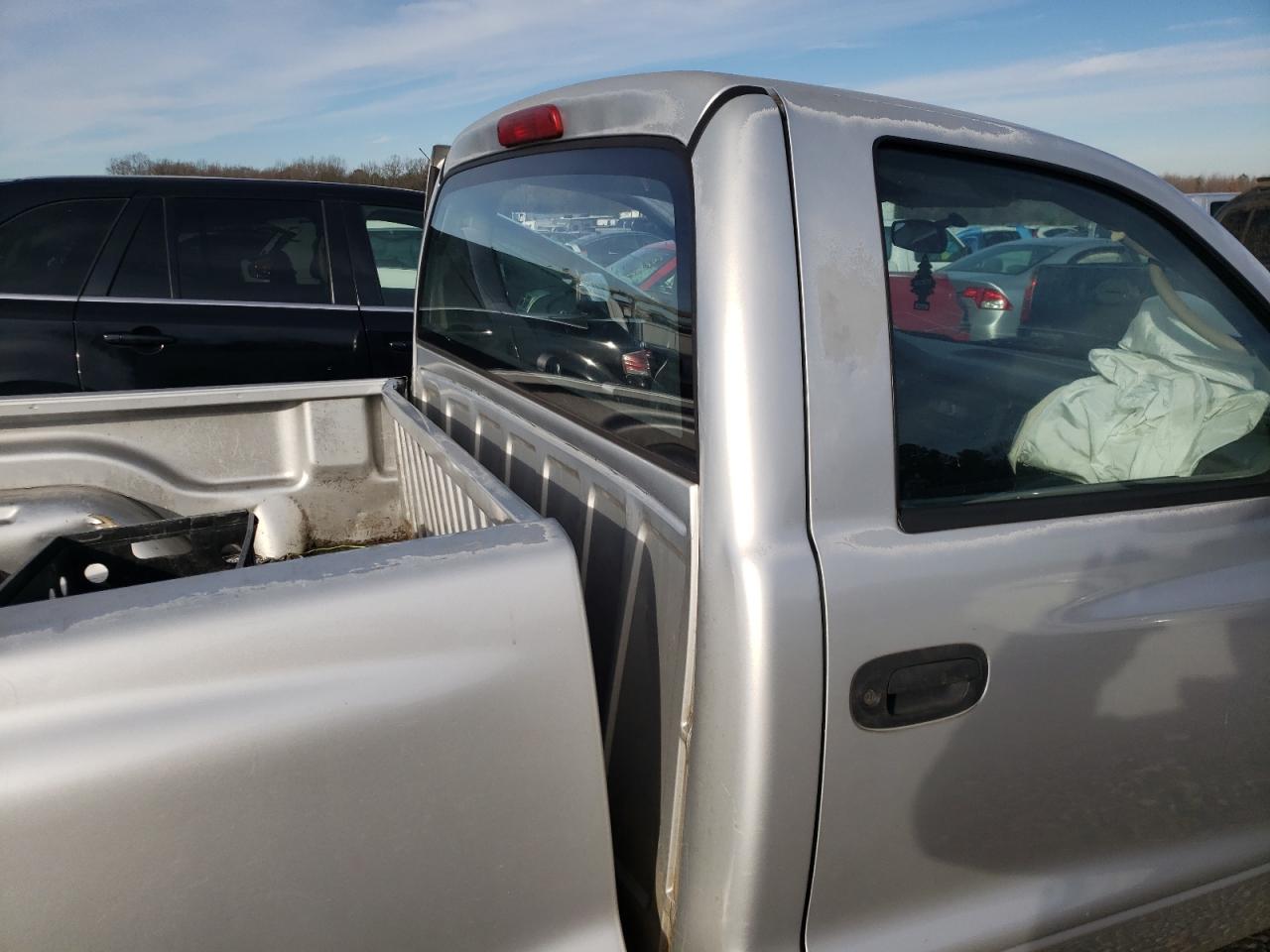 Photo 6 from auction – 2002 DODGE DAKOTA BAS with VIN 1B7FL16X22S541621