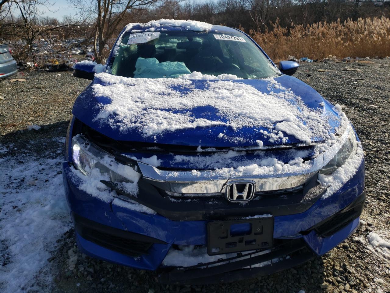Photo 9 from auction – 2018 HONDA CIVIC EX with VIN 2HGFC2F78JH535366