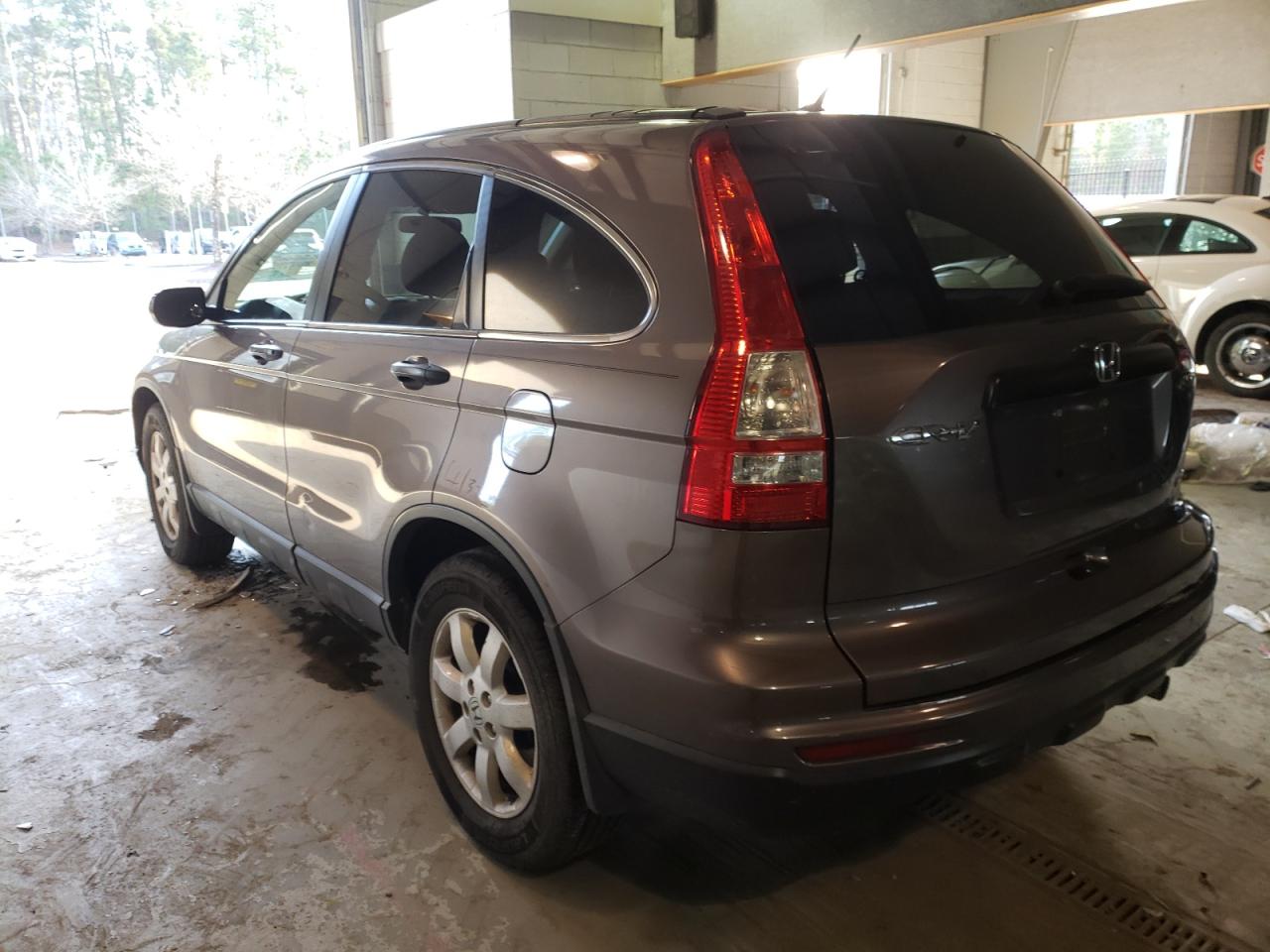 Photo 3 from auction – 2011 HONDA CR-V SE with VIN 5J6RE4H48BL041978