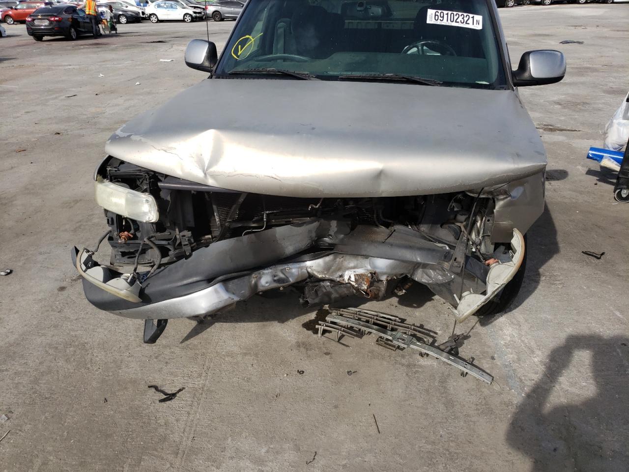 Photo 9 from auction – 2001 CHEVROLET SILVERADO with VIN 2GCEC19T711227255