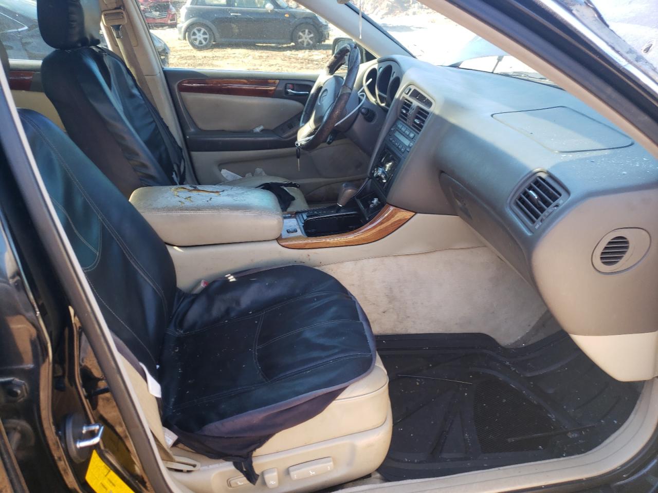 Photo 5 from auction – 1999 LEXUS GS 300 with VIN JT8BD68S5X0069300