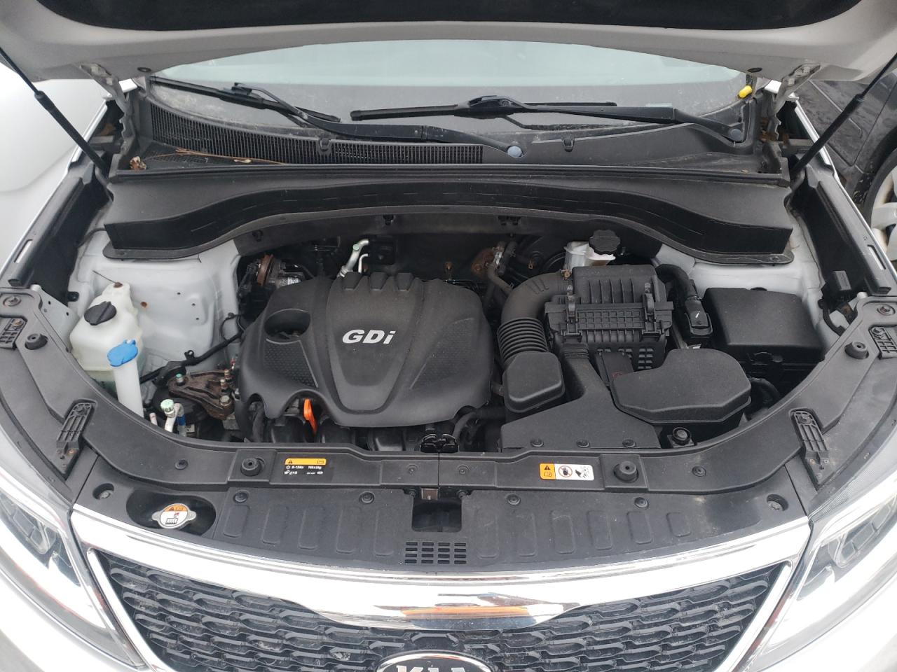 Photo 7 from auction – 2014 KIA SORENTO LX with VIN 5XYKTDA63EG462662