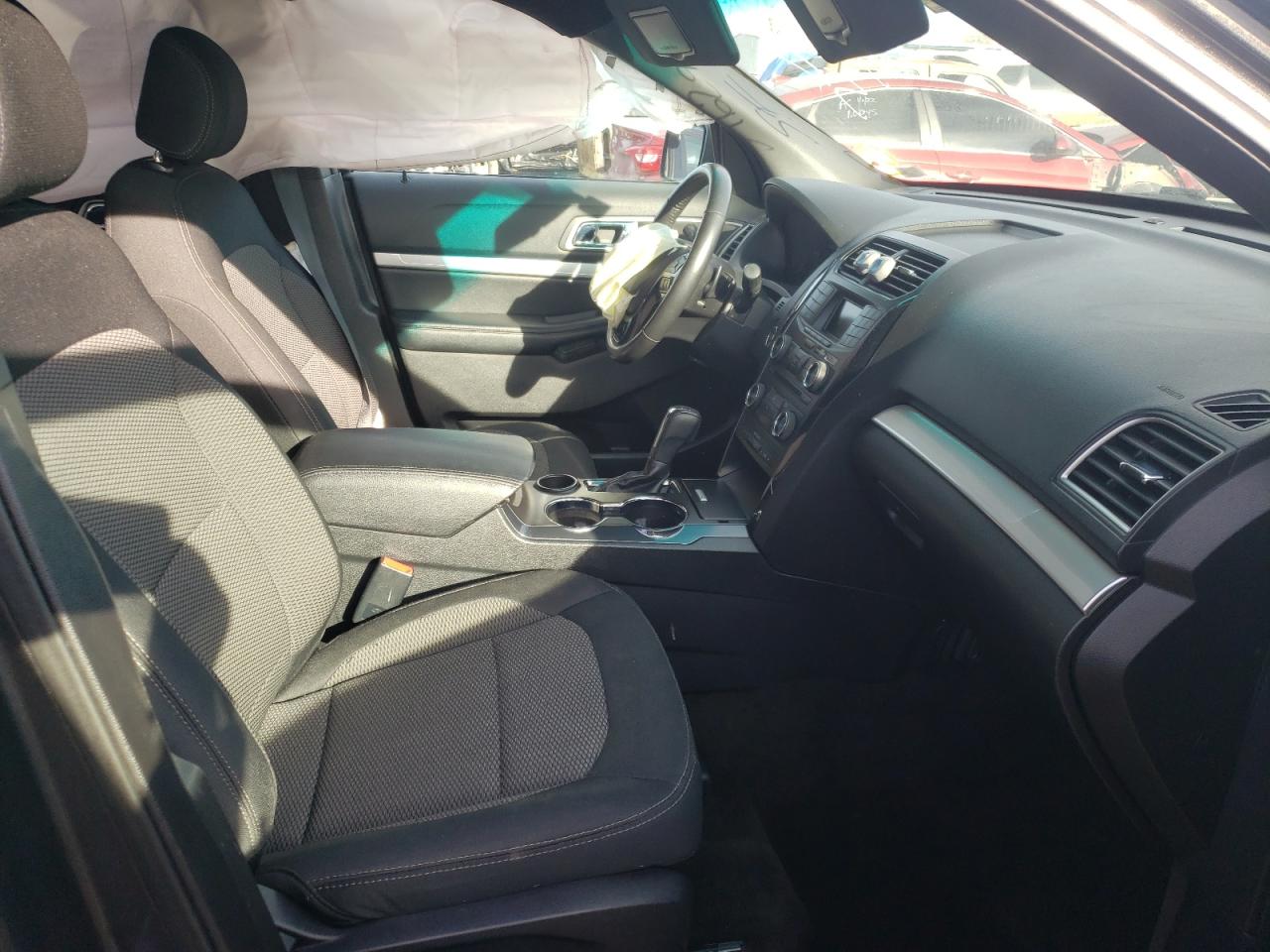 Photo 5 from auction – 2016 FORD EXPLORER X with VIN 1FM5K7D89GGB02449