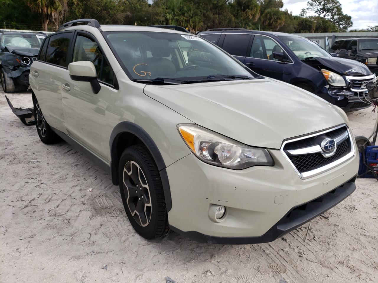 SUBARU XV CROSSTR 2014 with VIN JF2GPAKCXE8211935 - Photo from auction