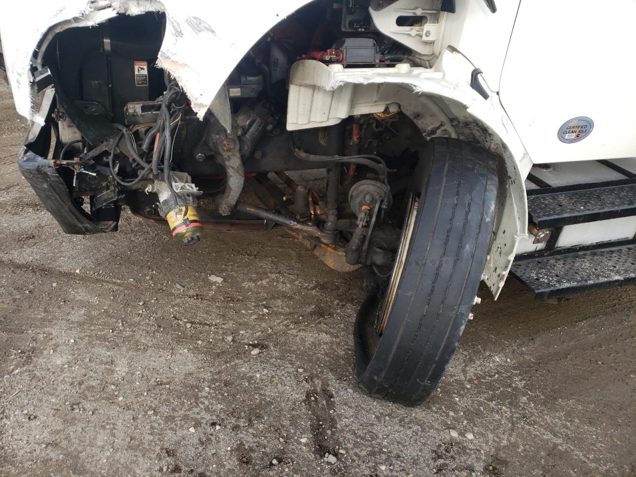 Photo 9 from auction – 2011 FREIGHTLINER M2 106 MED with VIN 1FVACXDT7BDBD9355