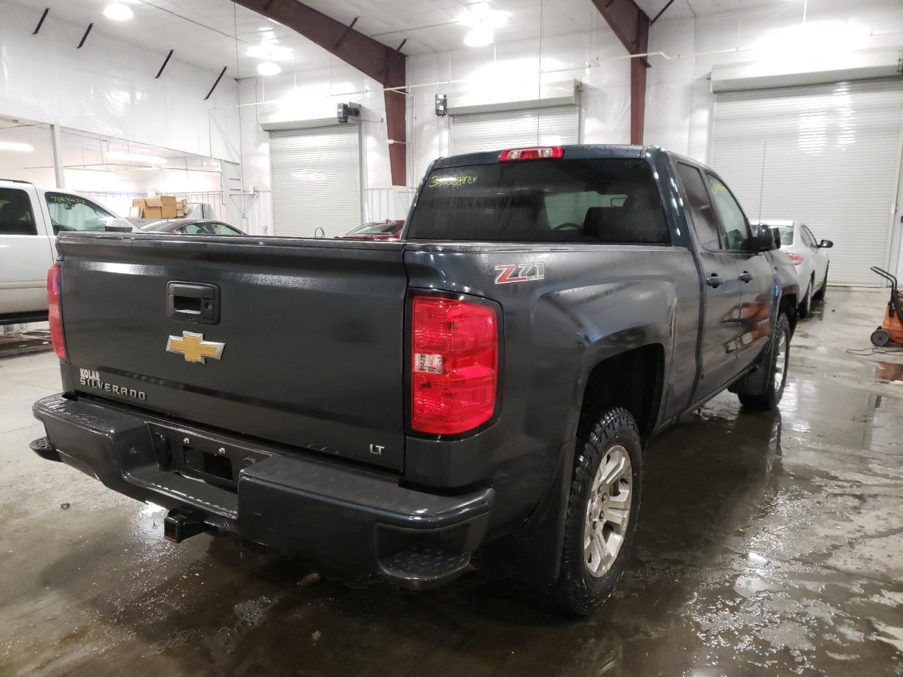 Photo 4 from auction – 2017 CHEVROLET SILVERADO with VIN 1GCVKREC0HZ229776