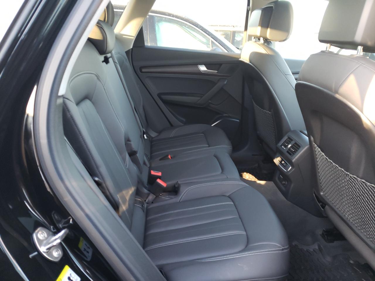 Photo 6 from auction – 2021 AUDI Q5 PREMIUM with VIN WA1AAAFYXM2089701