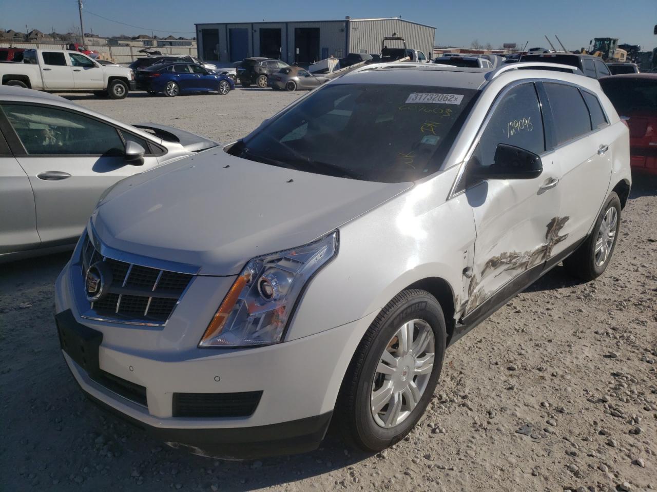 Photo 2 from auction – 2012 CADILLAC SRX LUXURY with VIN 3GYFNAE31CS607603