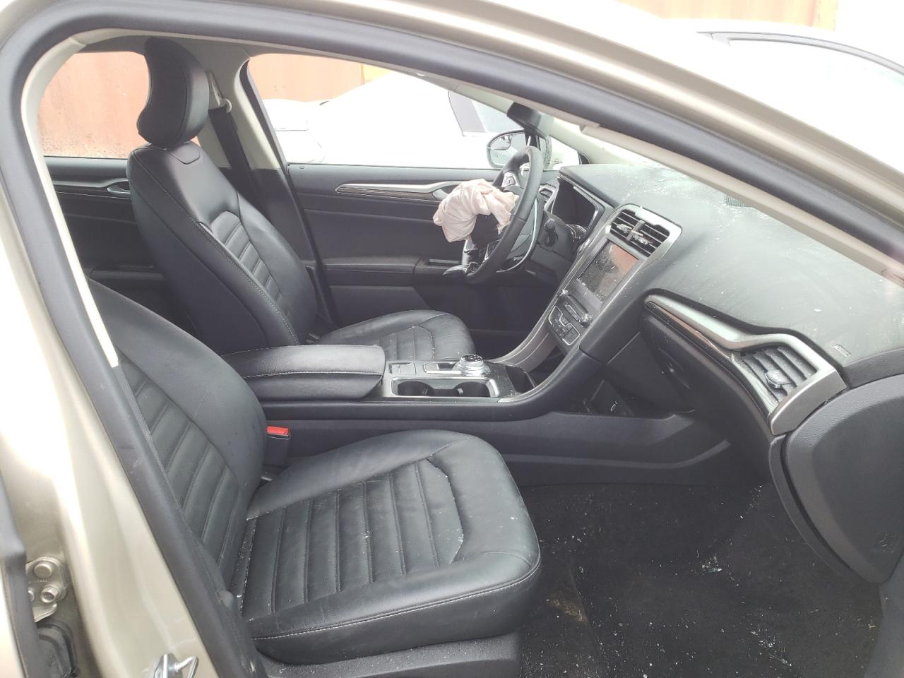 Photo 5 from auction – 2018 FORD FUSION SE with VIN 3FA6P0HD8JR153780