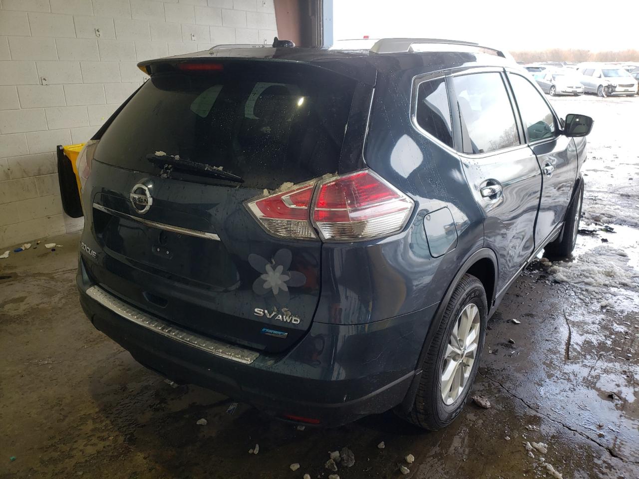 Photo 4 from auction – 2014 NISSAN ROGUE S with VIN 5N1AT2MK1EC820012