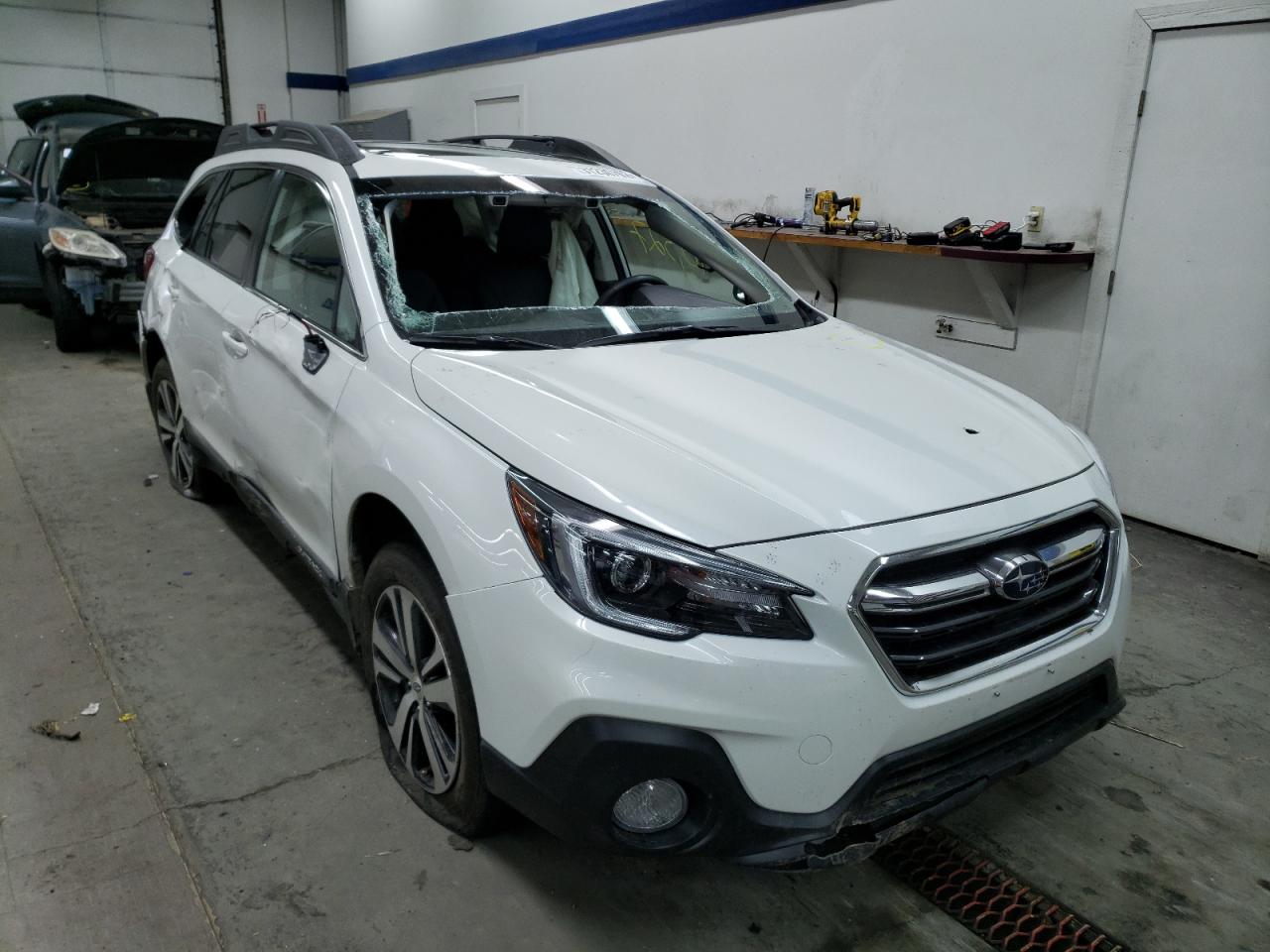 SUBARU OUTBACK 2. 2019 with VIN 4S4BSANC9K3291154 - Photo from auction