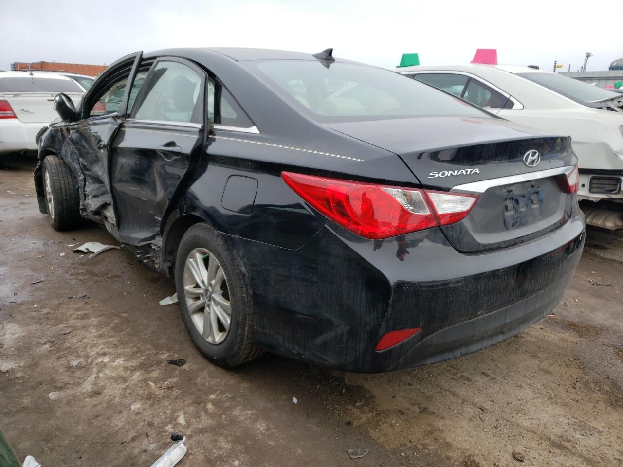 Photo 3 from auction – 2014 HYUNDAI SONATA GLS with VIN 5NPEB4AC4EH853625