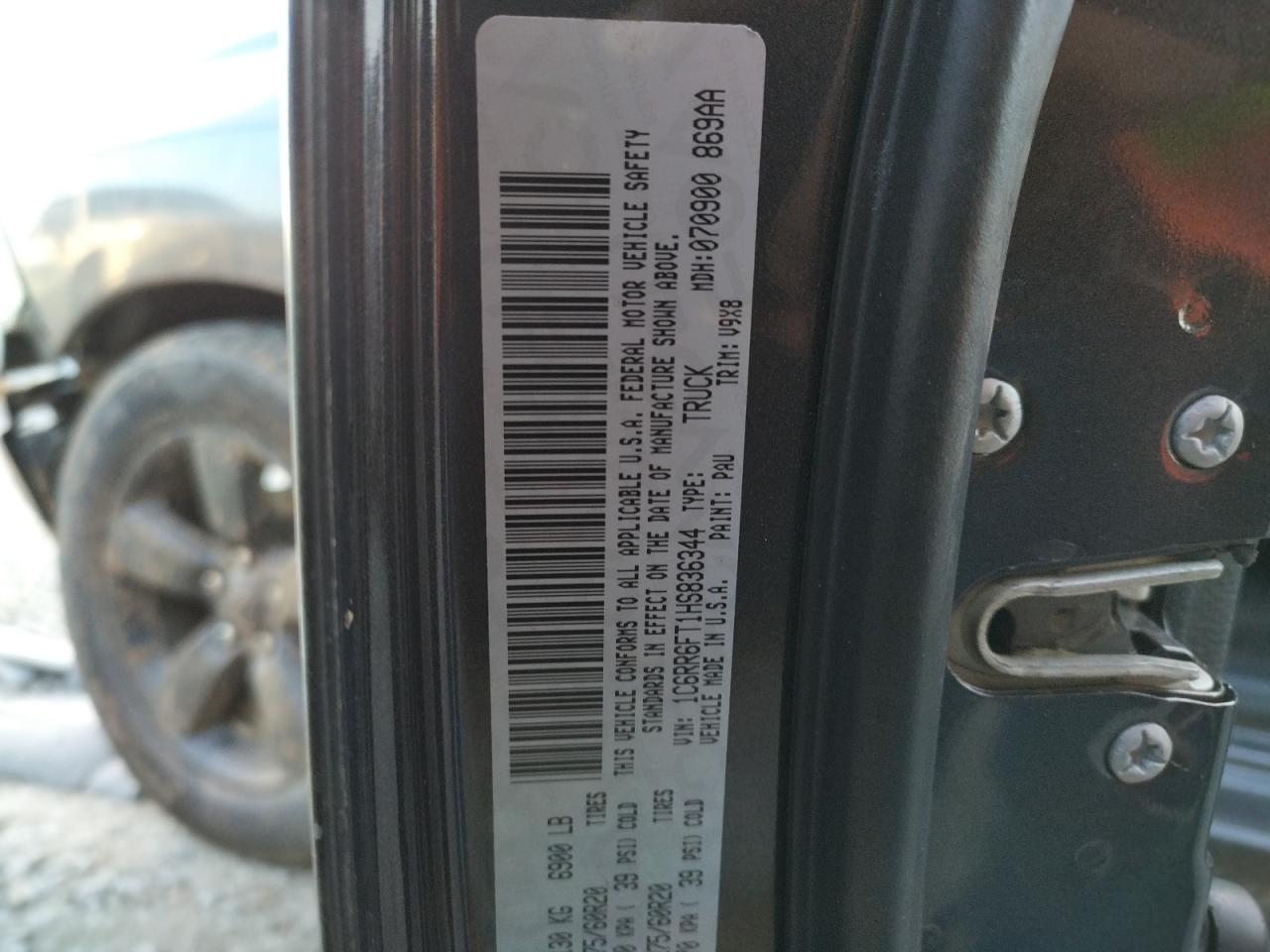 Photo 10 from auction – 2017 RAM 1500 ST with VIN 1C6RR6FT1HS836344