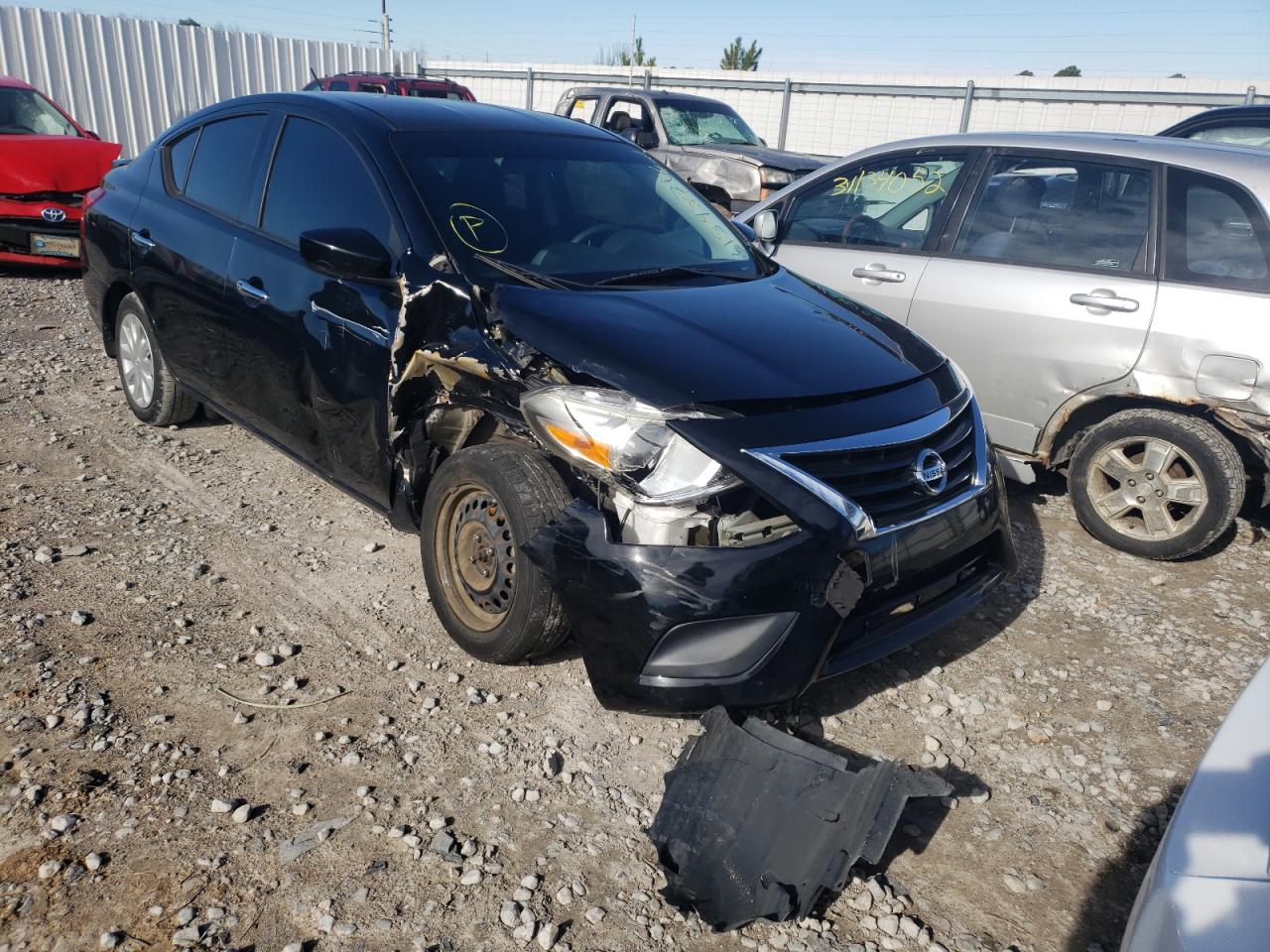NISSAN VERSA S 2015 with VIN 3N1CN7APXFL852017 - Photo from auction