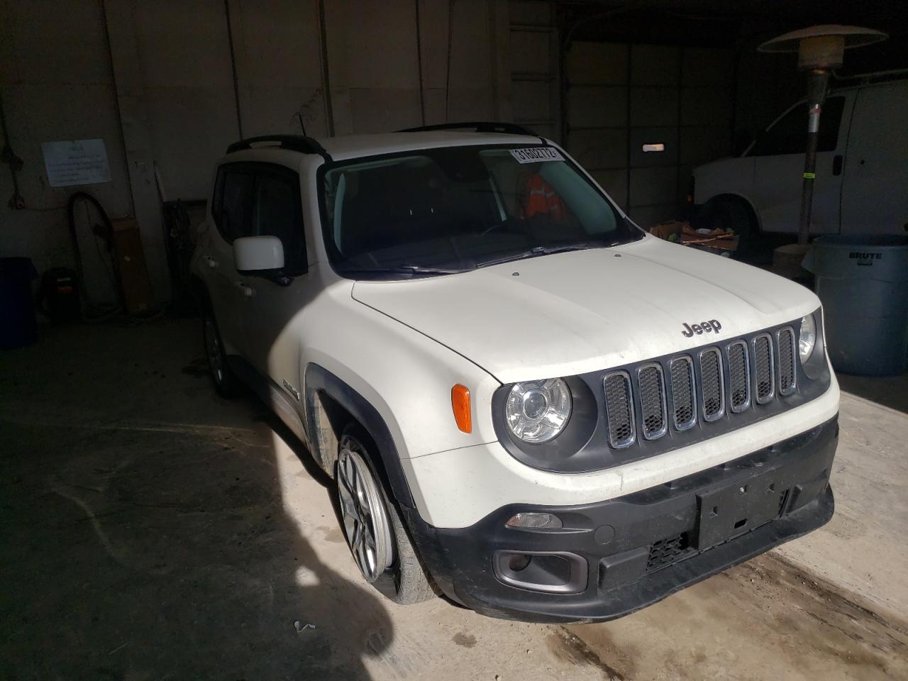 Photo 1 from auction – 2017 JEEP RENEGADE L with VIN ZACCJABB2HPG67401