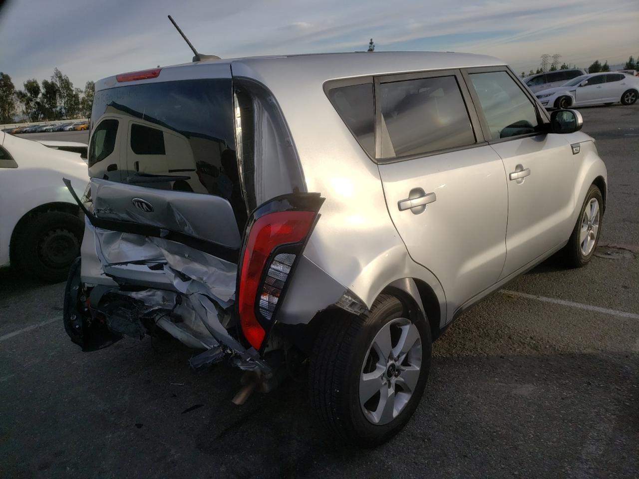Photo 4 from auction – 2019 KIA SOUL with VIN KNDJN2A28K7680757