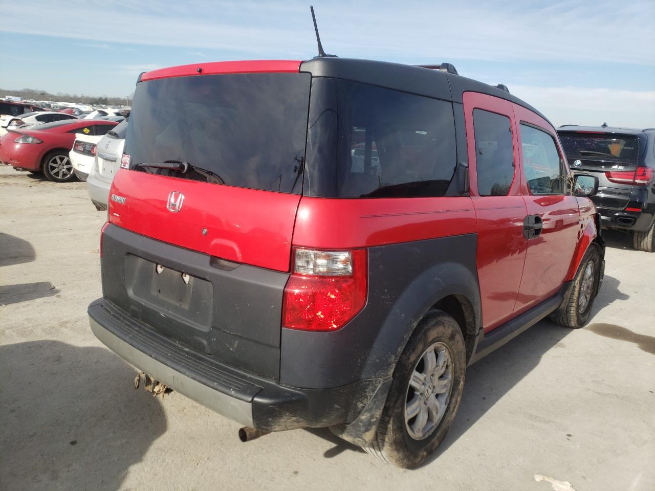 Photo 4 from auction – 2006 HONDA ELEMENT EX with VIN 5J6YH18656L001057