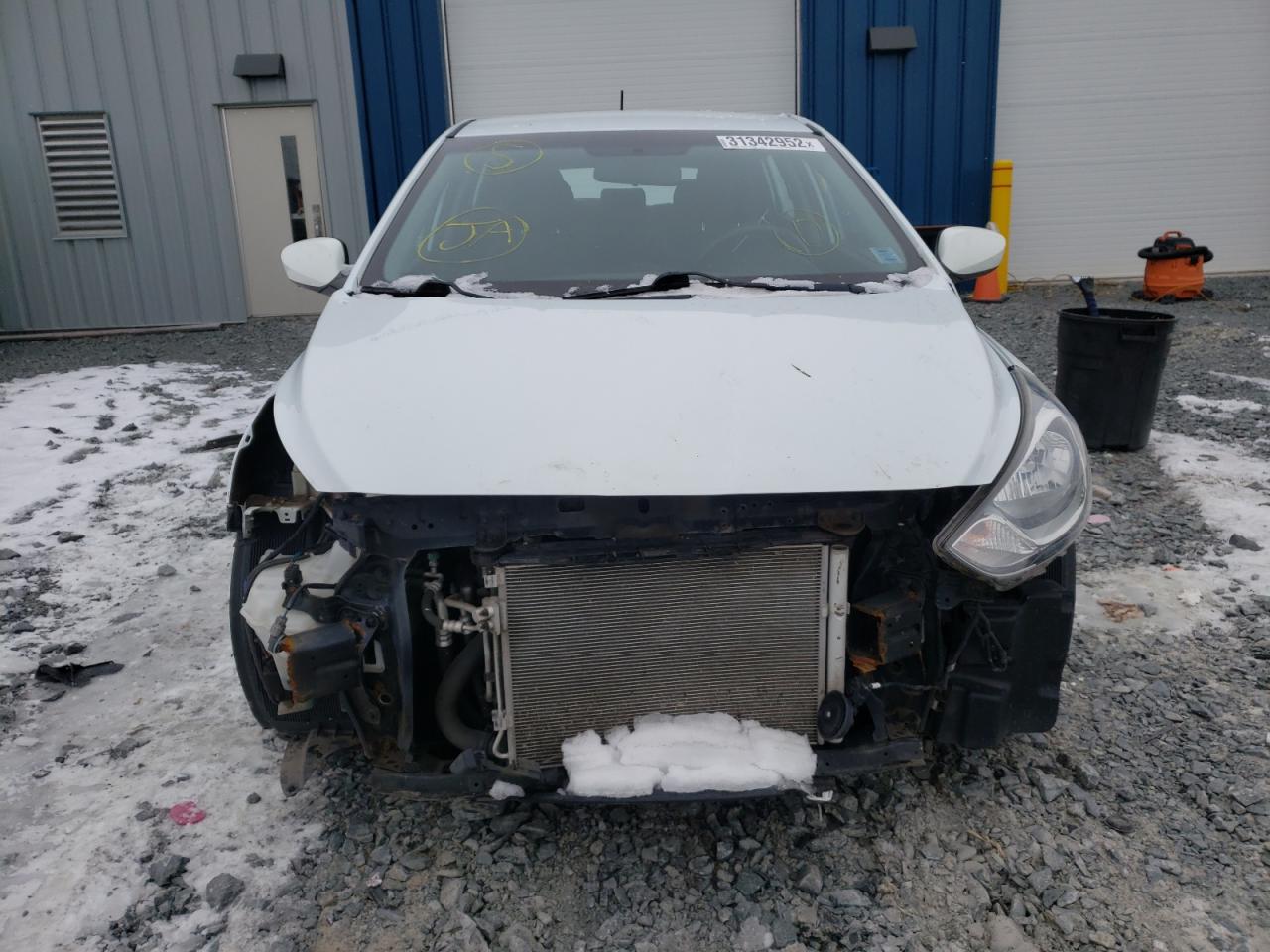 Photo 9 from auction – 2013 HYUNDAI ACCENT GLS with VIN KMHCT5AE3DU112457
